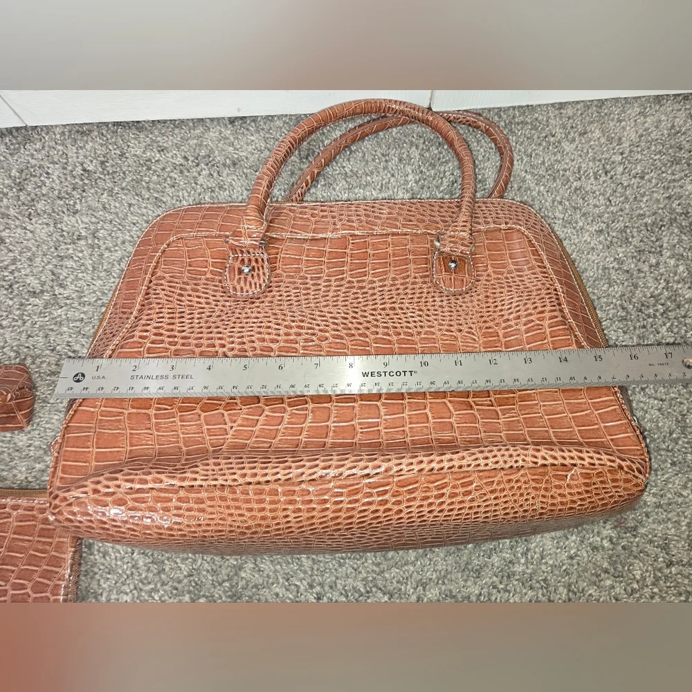 Brown Faux Crocodile 3 Piece Set, Purse/laptop Bag, Like New